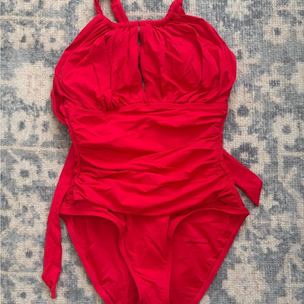 La Blanca Bright Red women’s One-Piece Swimsuit